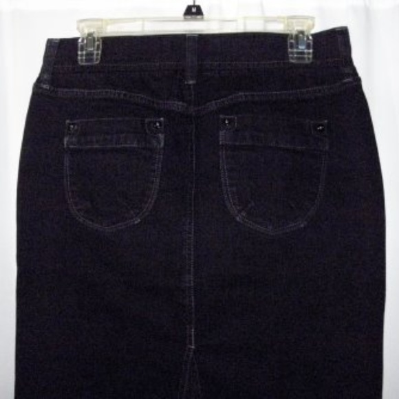 Old Navy dark blue, straight line Denim Skirt - Picture 3 of 4
